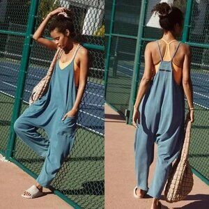 Free People FP Movement Hot Shot Jumpsuit Romper M Medium Teal Green Slouchy EUC